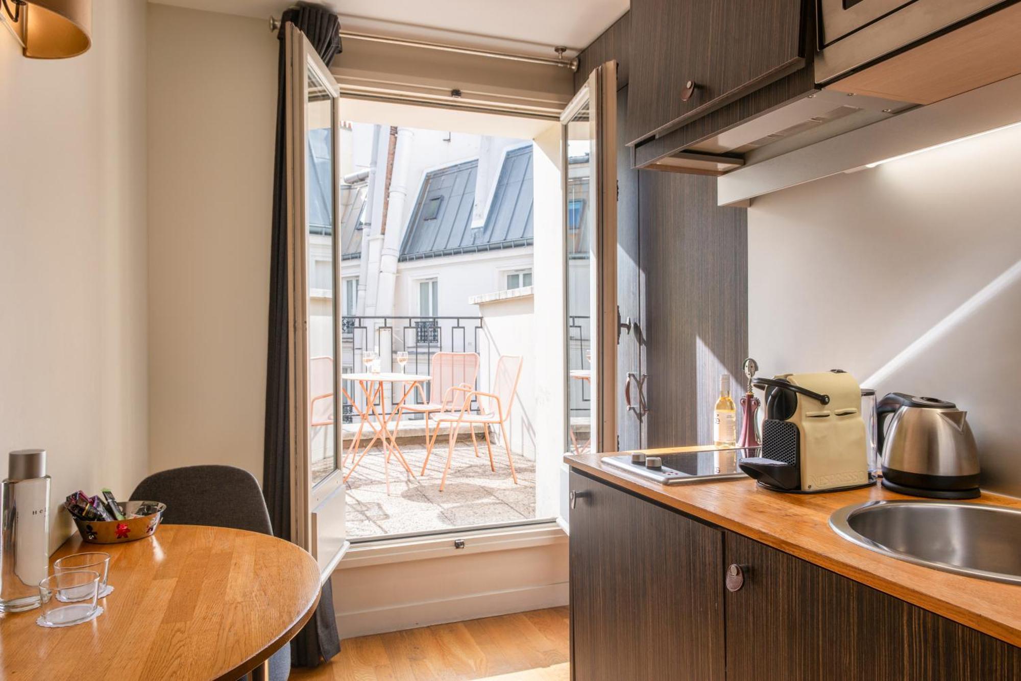 Suites&Hôtel Helzear Champs-Elysées Paris Exterior foto