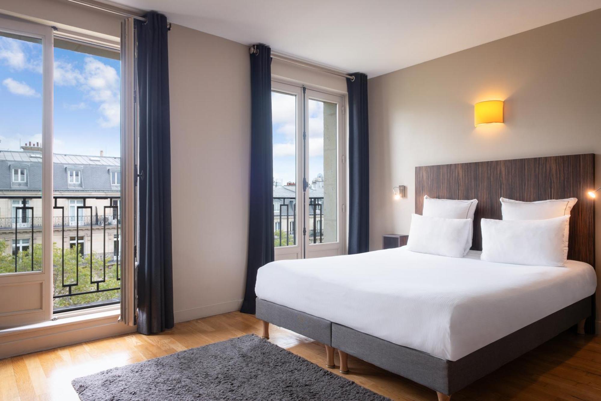 Suites&Hôtel Helzear Champs-Elysées Paris Exterior foto